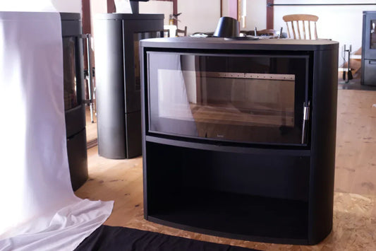 lumo 薪ストーブ3モデル入荷しています！